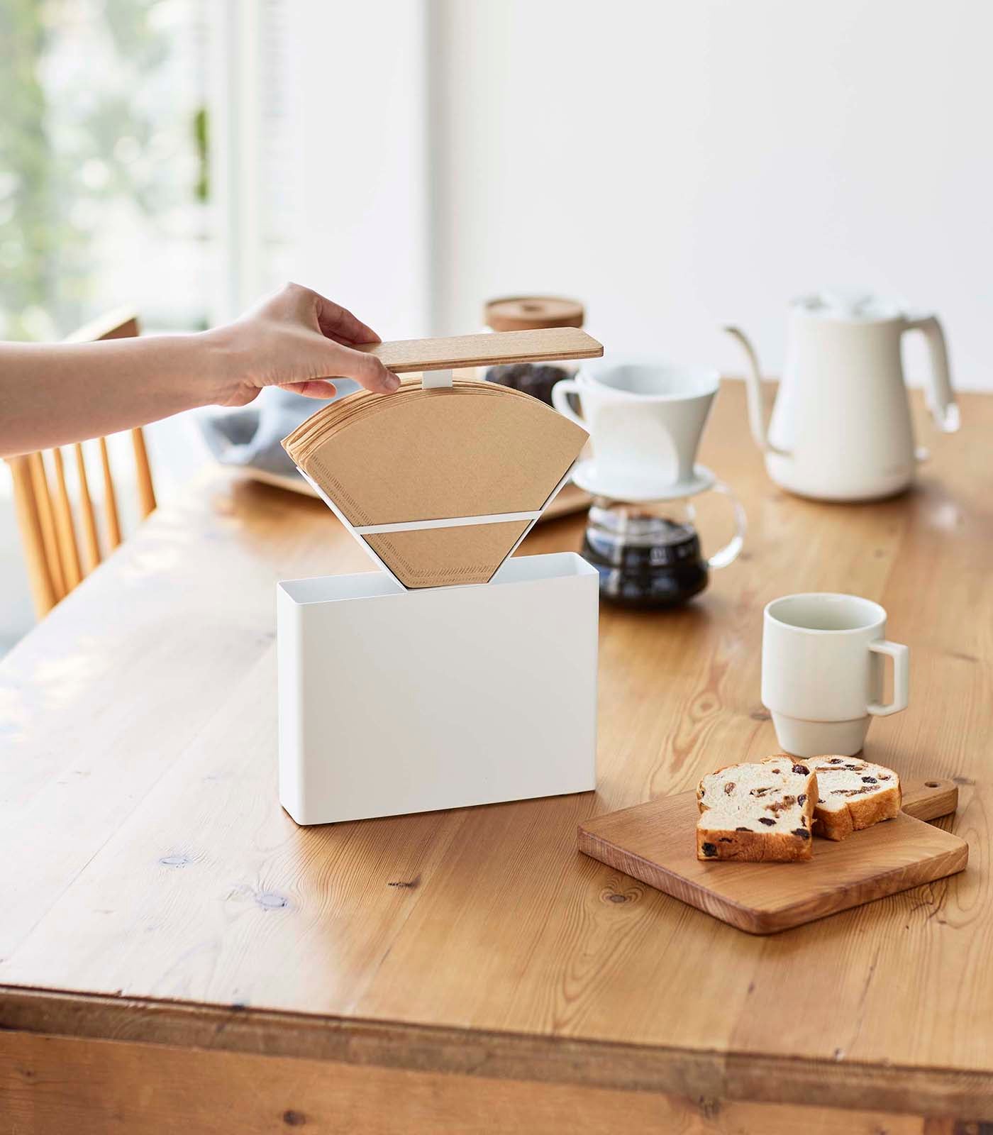 coffee filter case size 04 steel + wood coffee filter case size 04 steel + wood